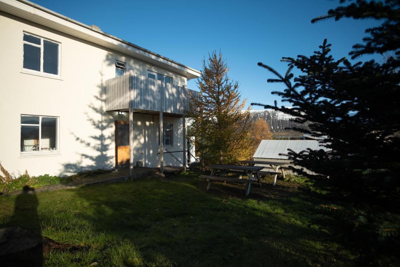 The Guesthouse By The Fjord Thingeyri Dış mekan fotoğraf
